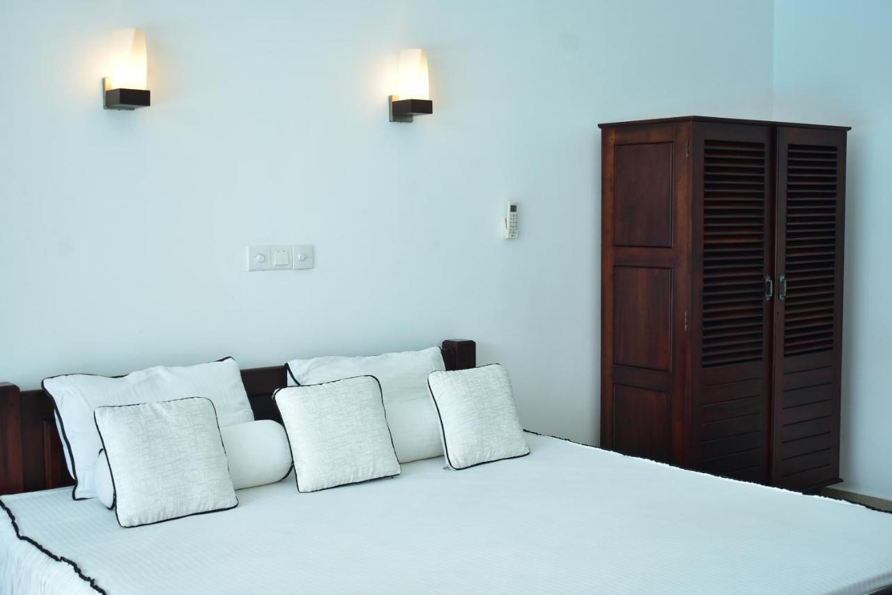 Minuri Villa ฮิกคาดูวา ภายนอก รูปภาพ