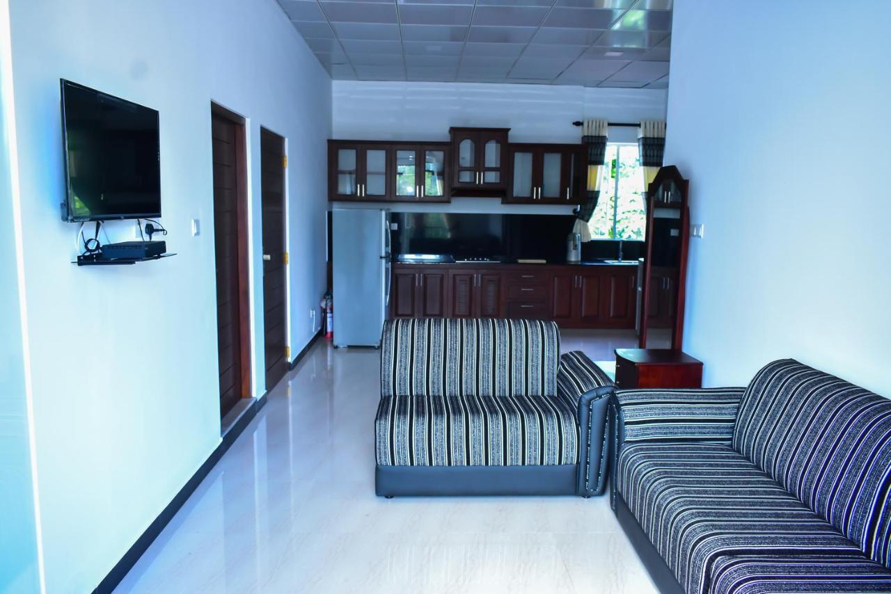 Minuri Villa ฮิกคาดูวา ภายนอก รูปภาพ