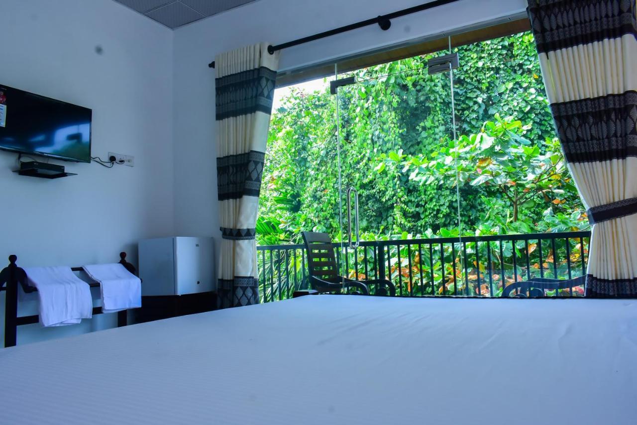 Minuri Villa ฮิกคาดูวา ภายนอก รูปภาพ